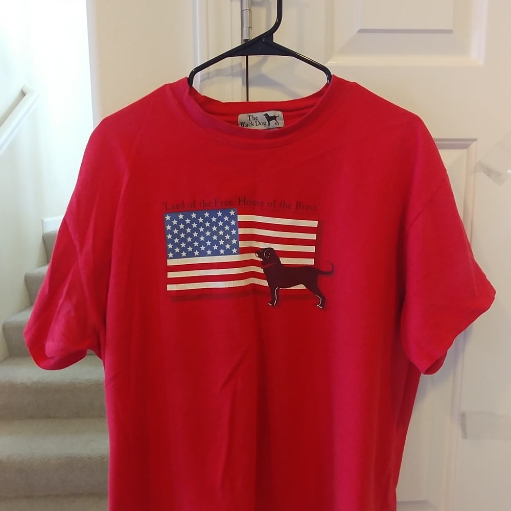 Classic cotton T from The Black Dog on MV/ MA
